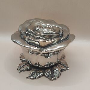 Vintage Godinger Silver Plated Rose Jewelry Trinket Box 4.5" Round x 3" Tall
